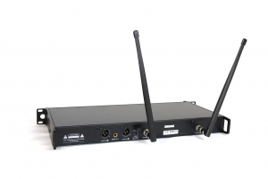 RFIntell QL7R/T1-A 651,800-683,400 МГц 2-канальная радиосистема с 2-мя ручными микрофонами в Шарыпово